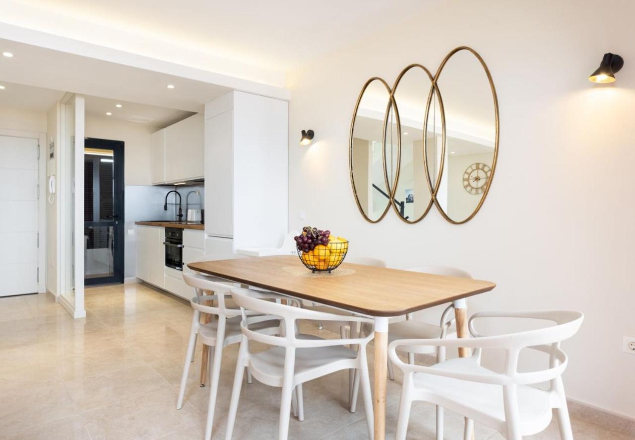 Sunny Castillo Apartment كوستا دي أنتيجوا المظهر الخارجي الصورة