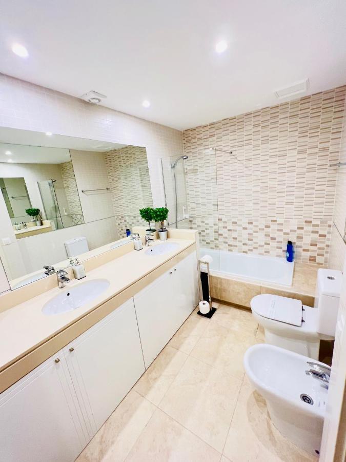 Sunny Castillo Apartment كوستا دي أنتيجوا المظهر الخارجي الصورة